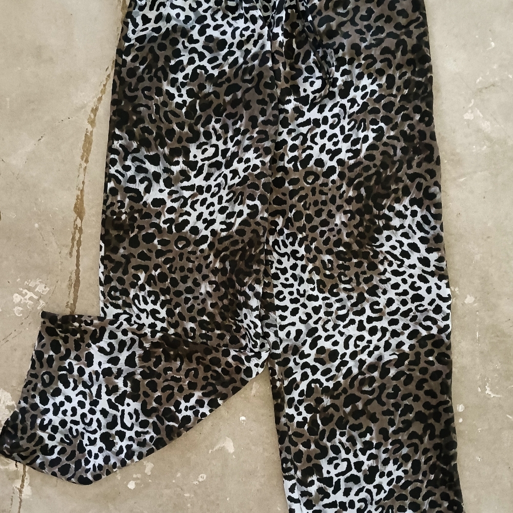 Animal Print Blouse Pants. Size lg